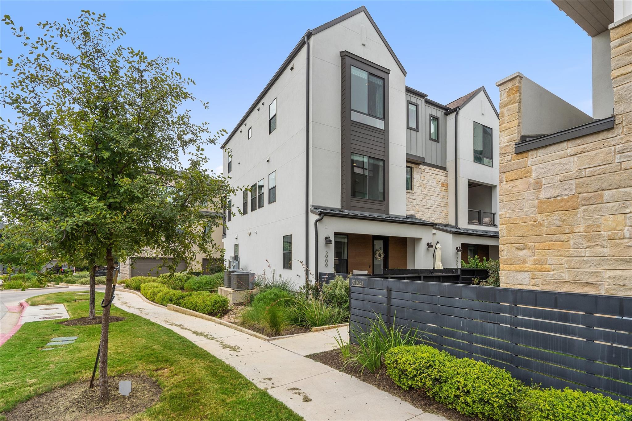 Remodeling vs. Renovating a House in Texas: A Comparison